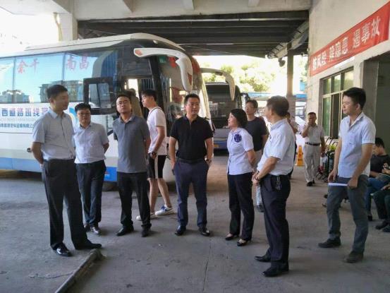 王曉視察青山、徐坊客運(yùn)站改造工程進(jìn)展情況