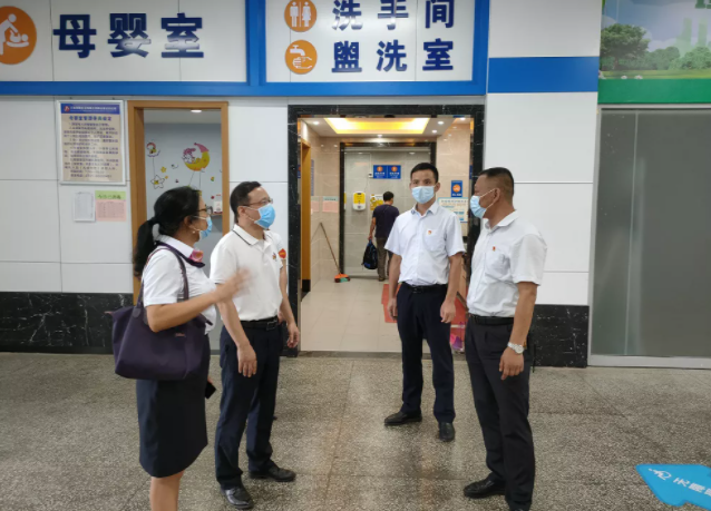 劉志堅一行督導南昌地區(qū)各子公司意識形態(tài)、疫情防控及文明創(chuàng)建工作