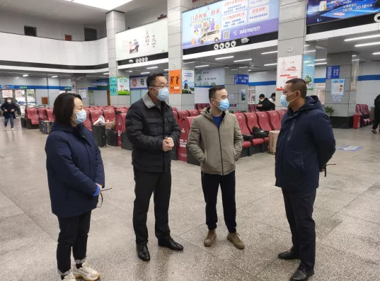 劉磊檢查指導青山客運站、徐坊客運站文明創(chuàng)建等工作
