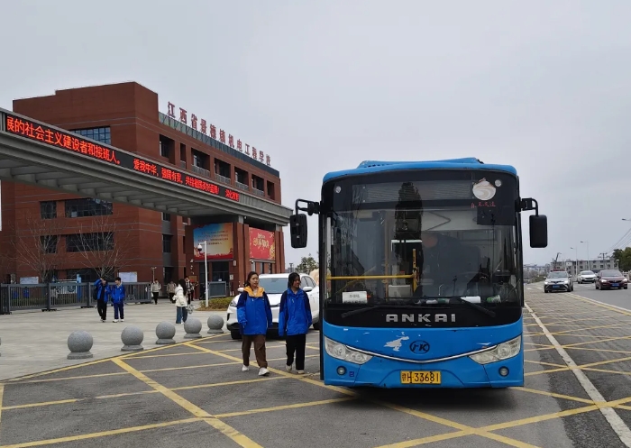 景德鎮(zhèn)長(zhǎng)運(yùn)：定制通學(xué)公交線路 暖心護(hù)航開(kāi)學(xué)路