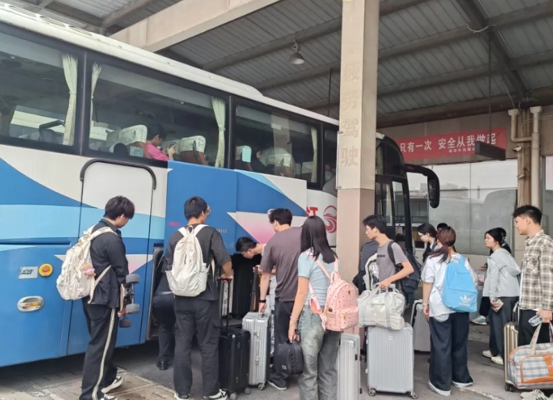 新余公司：多措并舉，保障“五一”旅客出行