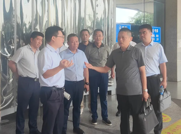 陳國宏調研江西長運 李偉、穆孫祥陪同