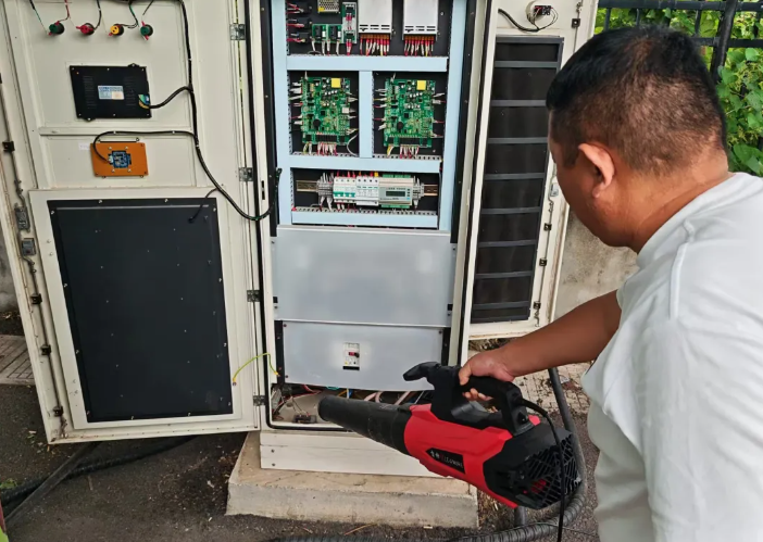 景德鎮(zhèn)長(zhǎng)運(yùn)：開(kāi)展充電樁安全檢查