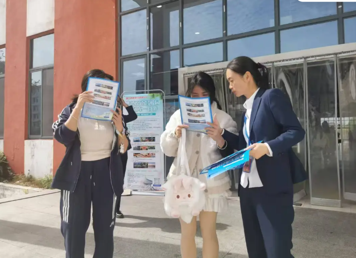 鷹潭公司：送文旅服務(wù)進(jìn)校園 助學(xué)子“英雄城尋跡”