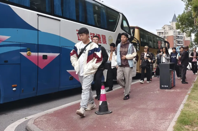 景德鎮(zhèn)長運：圓滿完成2025陶大“運動會”后勤保障運輸