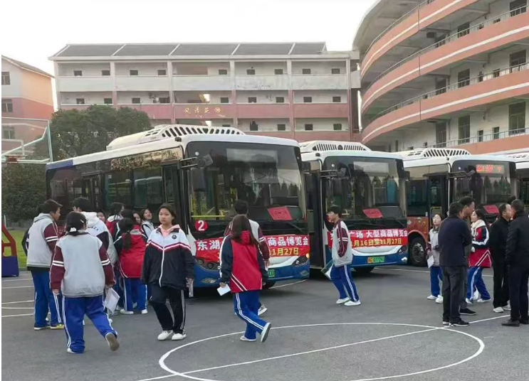 九江長運(yùn)：都昌公司完成當(dāng)?shù)馗咧袑W(xué)業(yè)水平考試運(yùn)輸工作