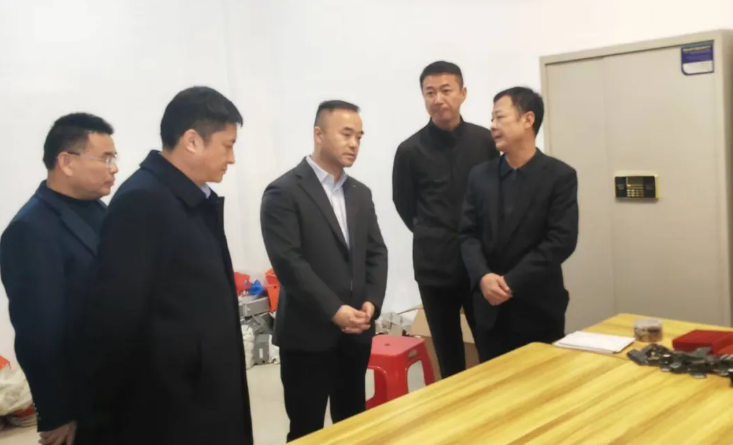 劉磊、占梁調(diào)研上饒汽運(yùn)鉛山片區(qū)