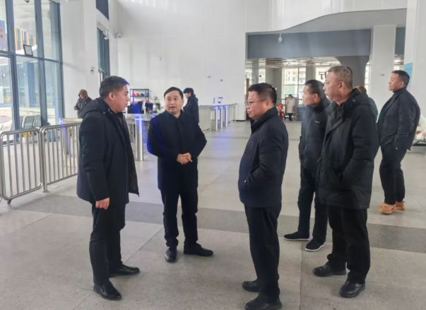 撫州長(zhǎng)運(yùn) 宜黃縣領(lǐng)導(dǎo)到宜黃分公司督導(dǎo)安全生產(chǎn)工作