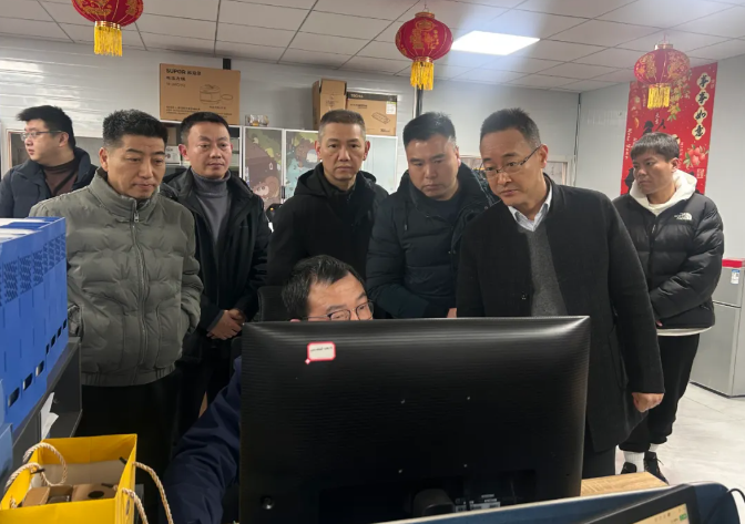 穆孫祥督導(dǎo)都市城際公交春運(yùn)安全生產(chǎn)工作